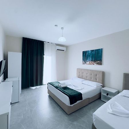 Molla Hotel Restorant Shëngjin Eksteriør bilde