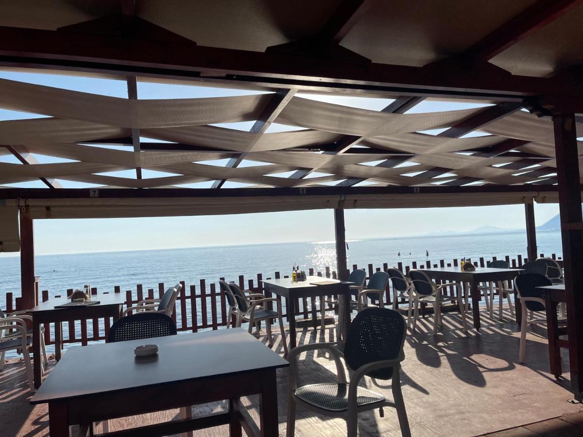 Molla Hotel Restorant Shëngjin Eksteriør bilde