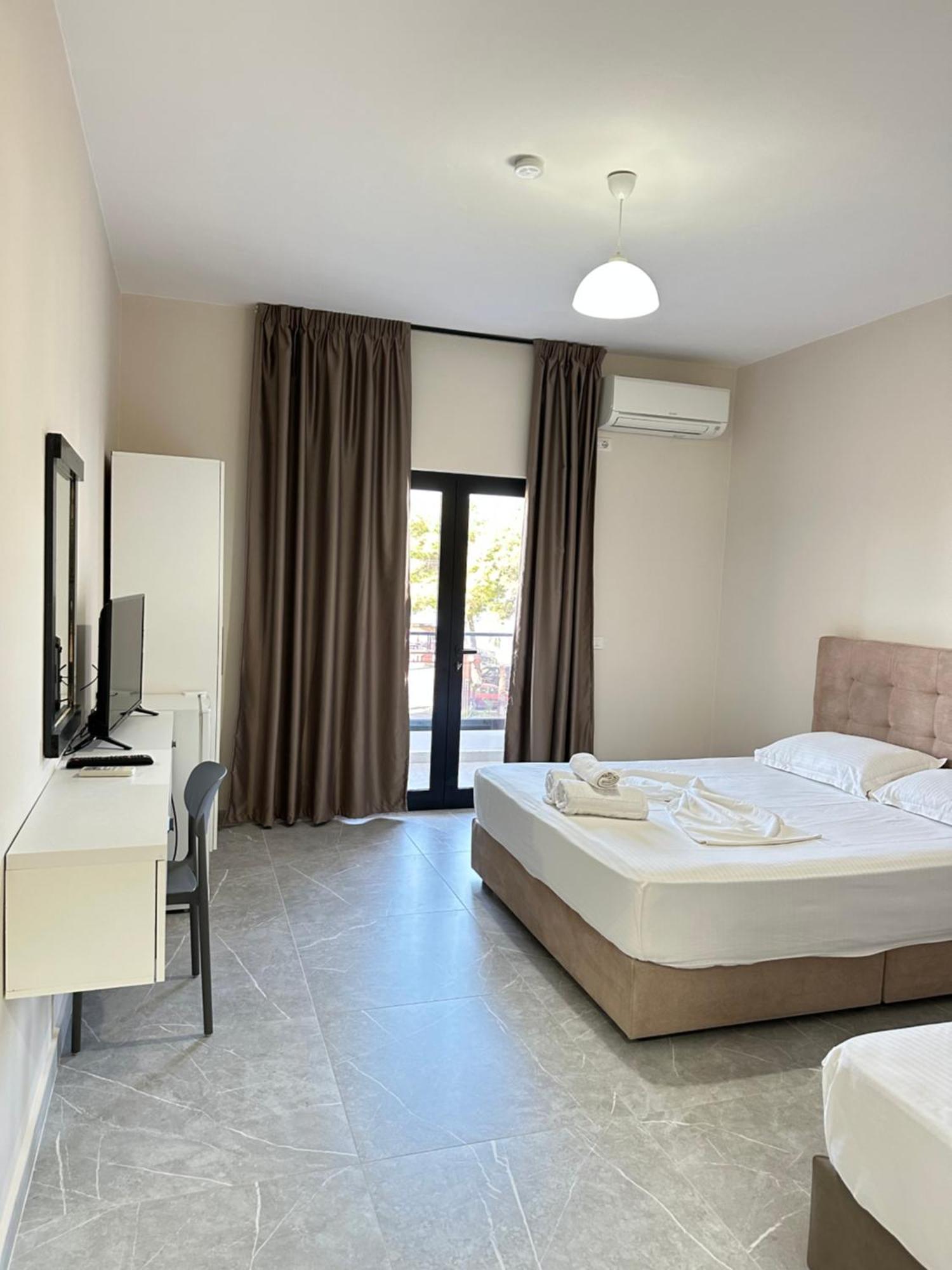 Molla Hotel Restorant Shëngjin Eksteriør bilde