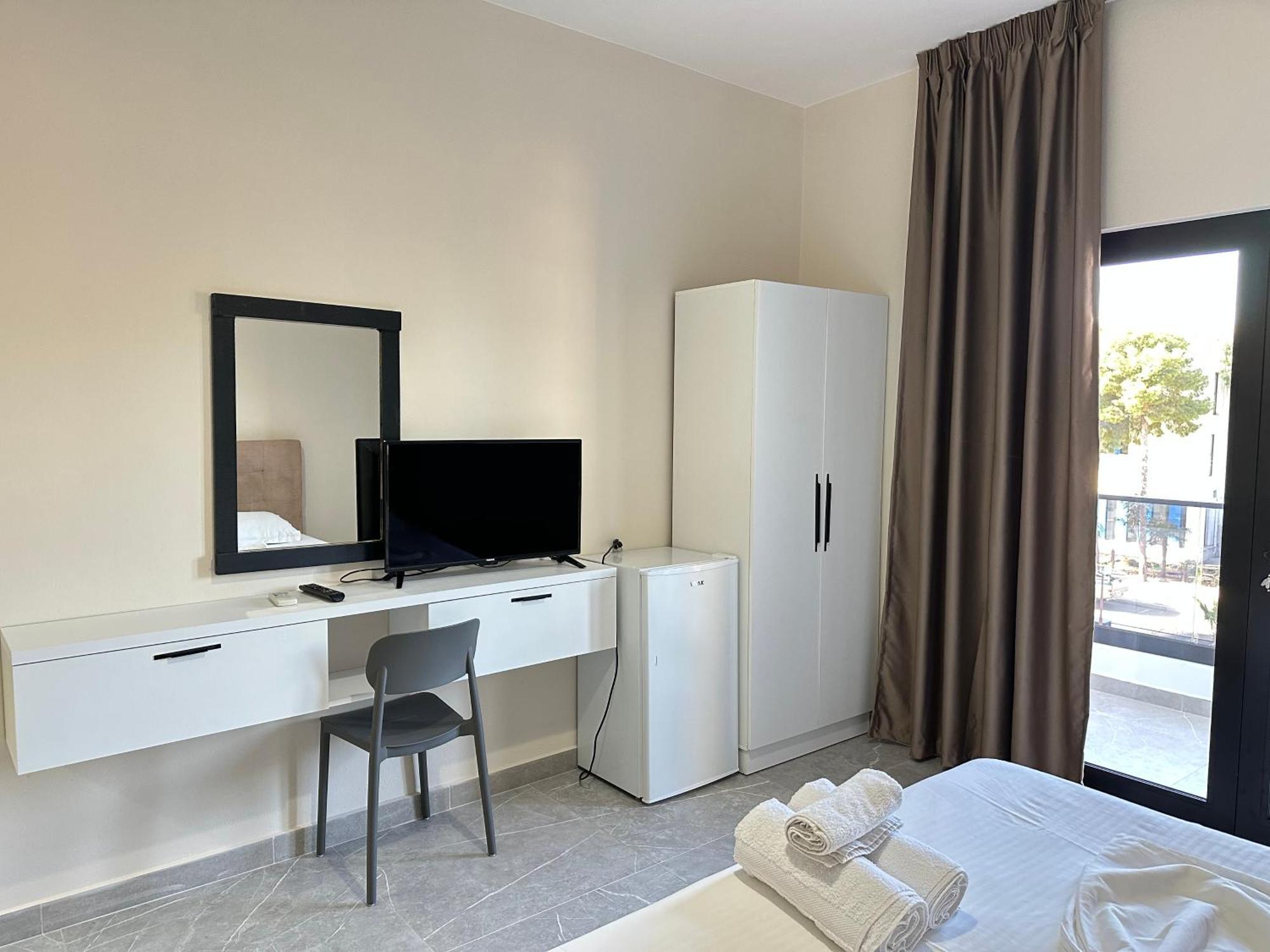 Molla Hotel Restorant Shëngjin Eksteriør bilde
