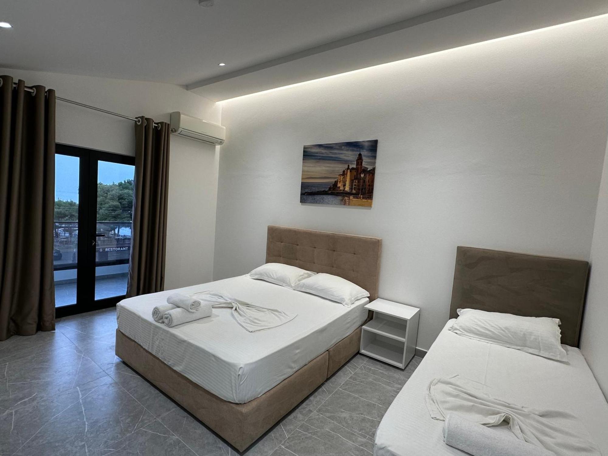 Molla Hotel Restorant Shëngjin Eksteriør bilde