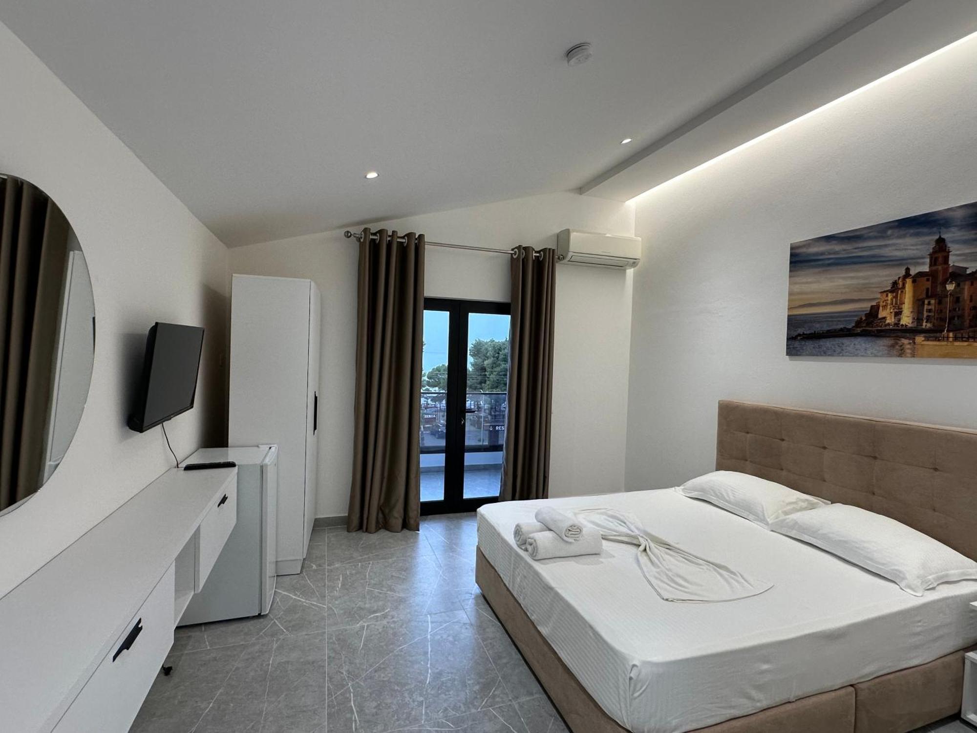 Molla Hotel Restorant Shëngjin Eksteriør bilde