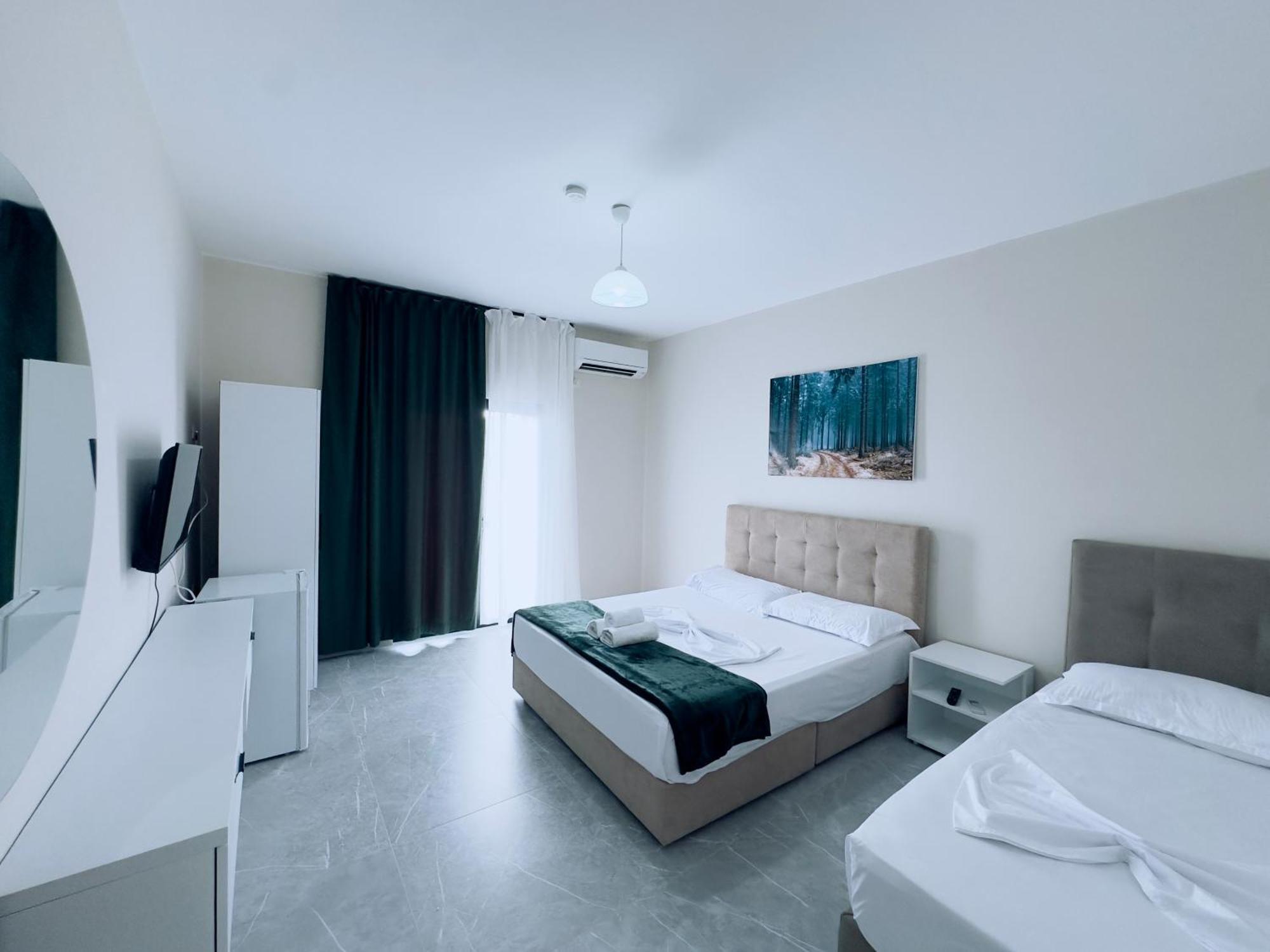 Molla Hotel Restorant Shëngjin Eksteriør bilde